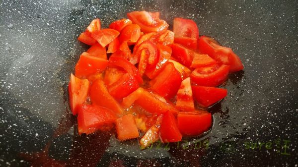 素烩萝卜丸茄汤