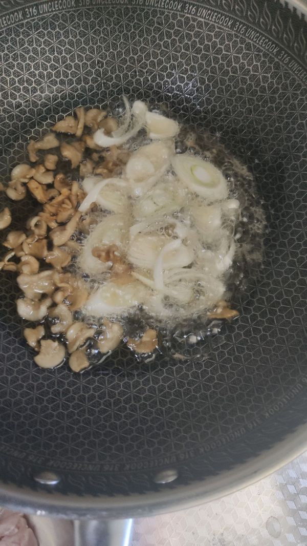 猪肉白菜炖粉条