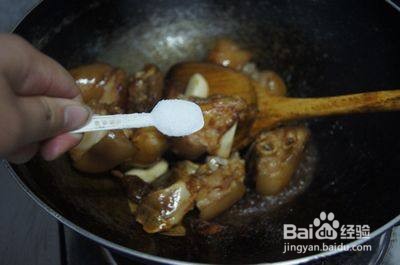 啤酒烧猪蹄的做法