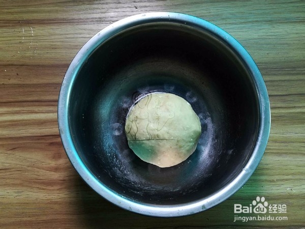 如何做出好吃的酸青瓜午餐肉卷饼