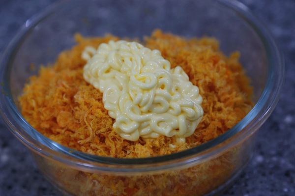 咸蛋黄肉松青团和红豆沙青团超级详细