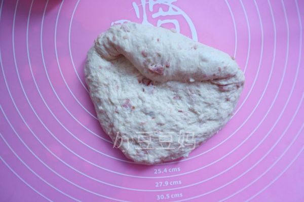 全麦培根软欧包