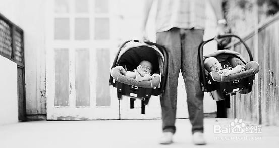 如何让宝宝爱上安全座椅？