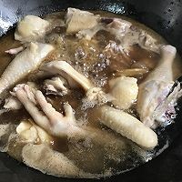 如何制作台式黑麻油鸡酒面