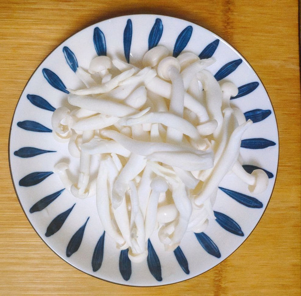 豆腐海带蘑菇汤