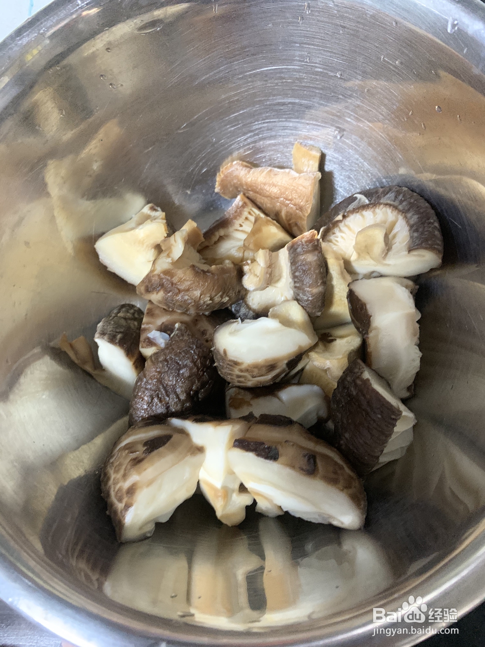 超级过瘾的发菜花菇炆鸡
