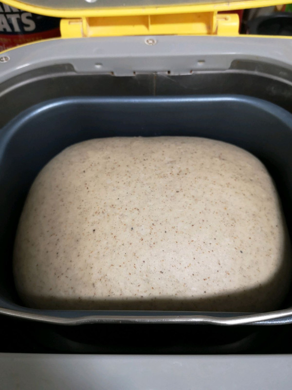 黑芝麻馅软欧包