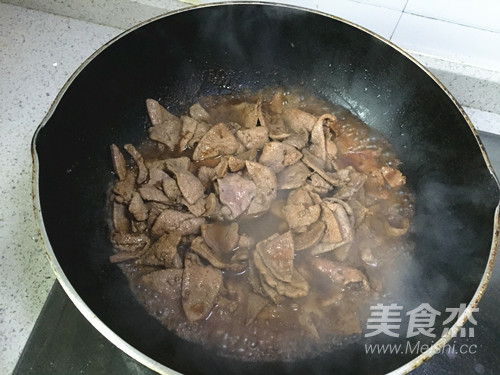 蒜苗猪肝的做法