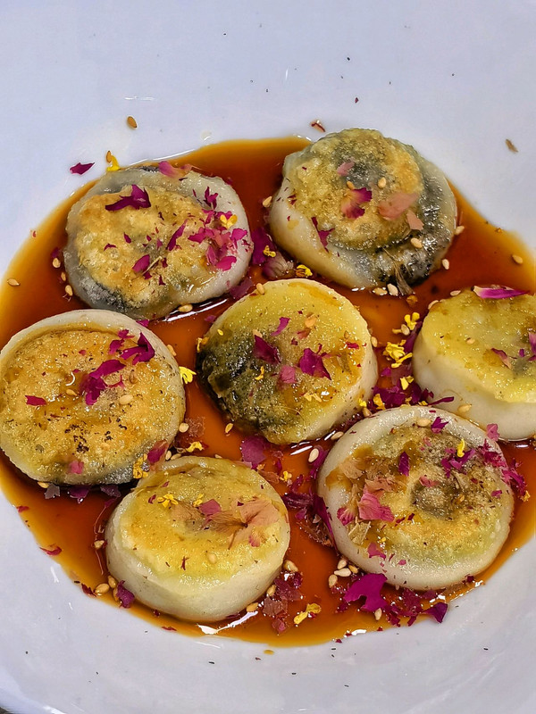 红糖玫瑰煎汤圆