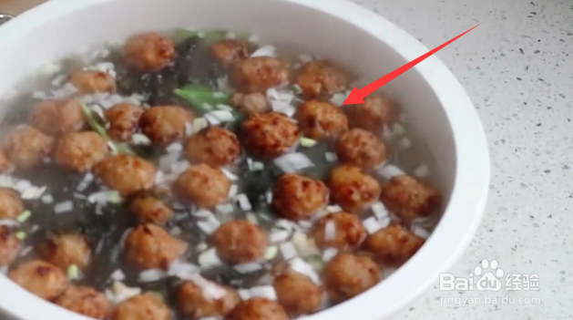 酸辣丸子汤的家常做法