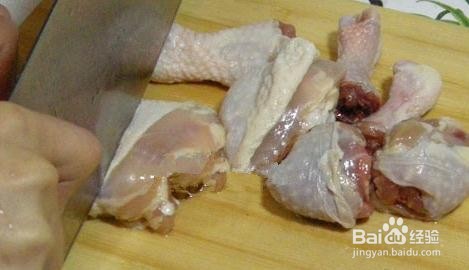 土豆烧鸡腿的做法