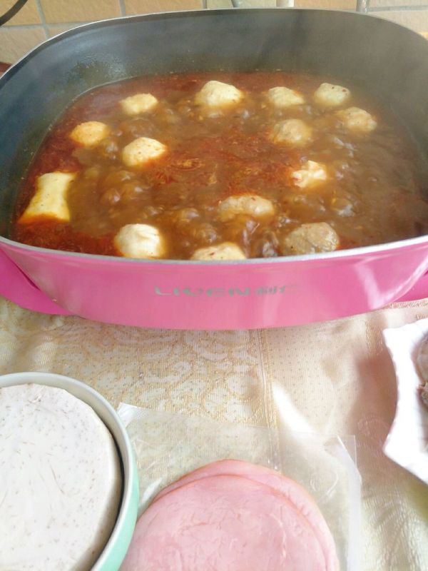 麻辣丸子虾火锅