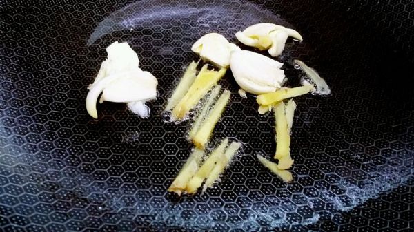 白菜豆腐粉丝虾