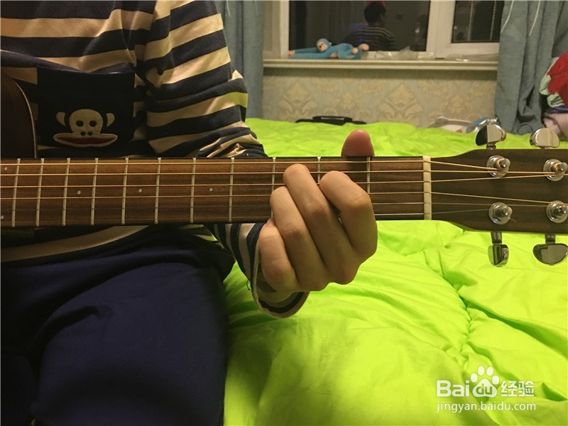 如何用吉他弹唱小幸运简单版？小幸运吉他教程