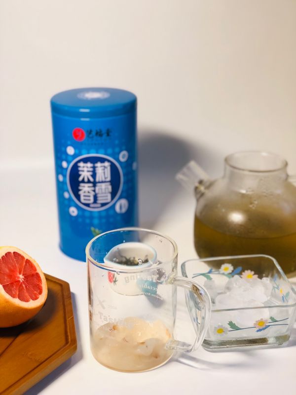 荔枝西柚莫吉托