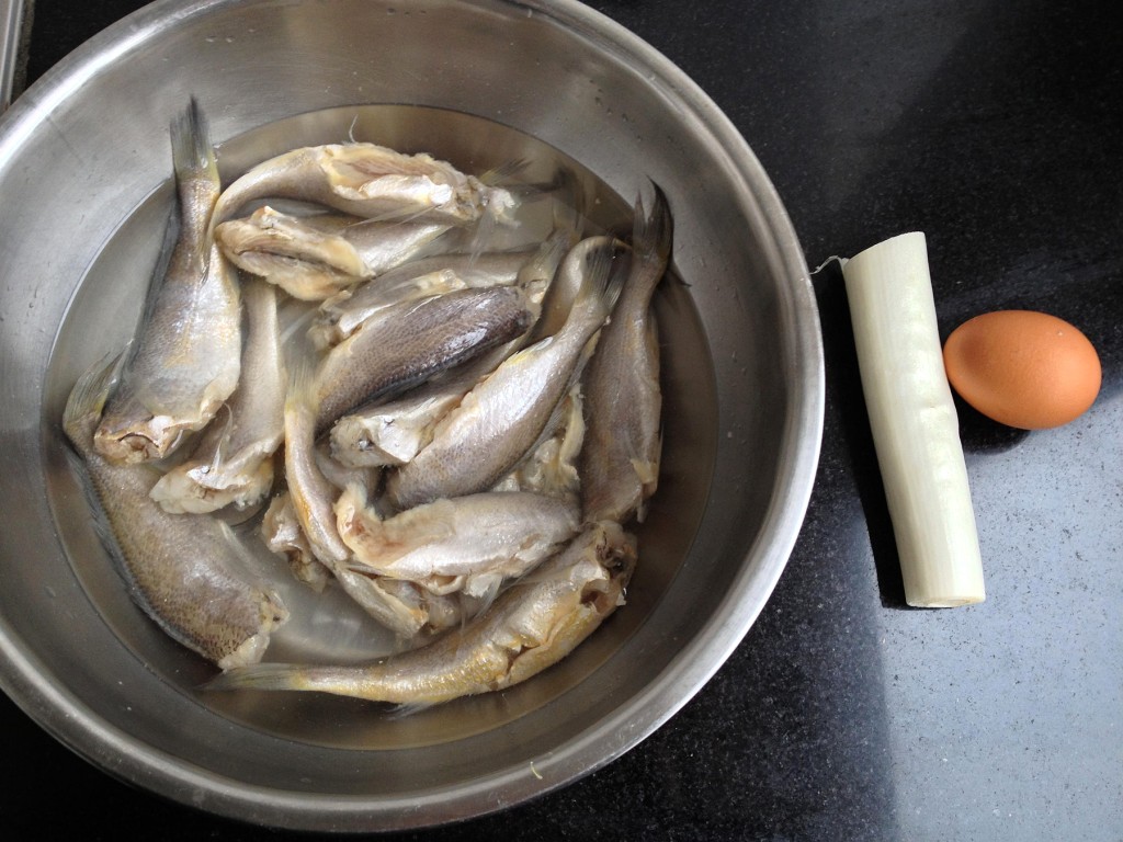 黄花鱼还能这样做？香酥可口的黄花鱼好吃的停不下来