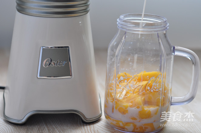 芒果椰浆汁的做法