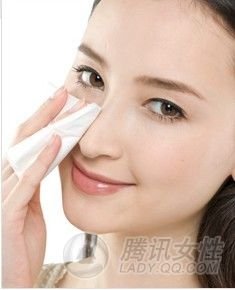 怎样快速补底妆