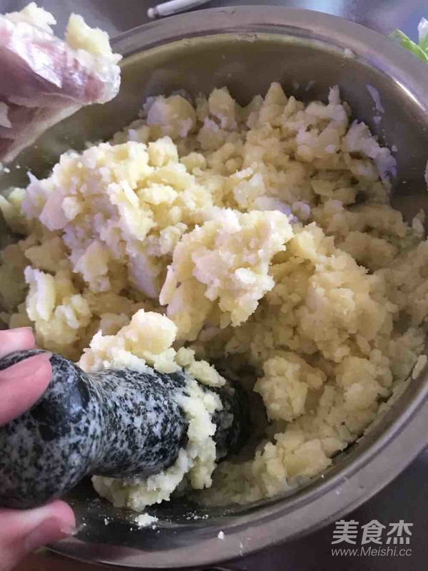 排骨咸沙拉土豆泥