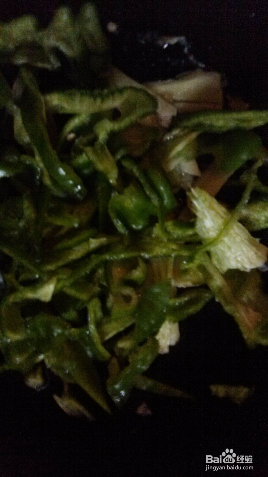 两个人的小日子：[14]青椒炒香煎草鱼