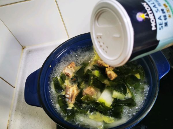 排骨冬瓜海带汤