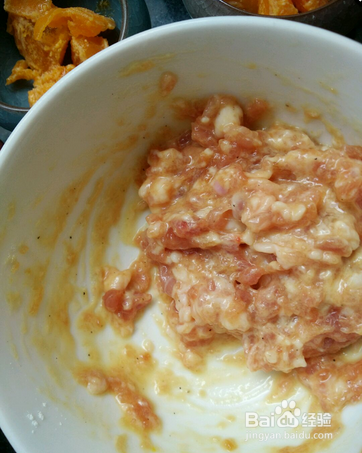 三重口感的豪华肉饼蒸蛋