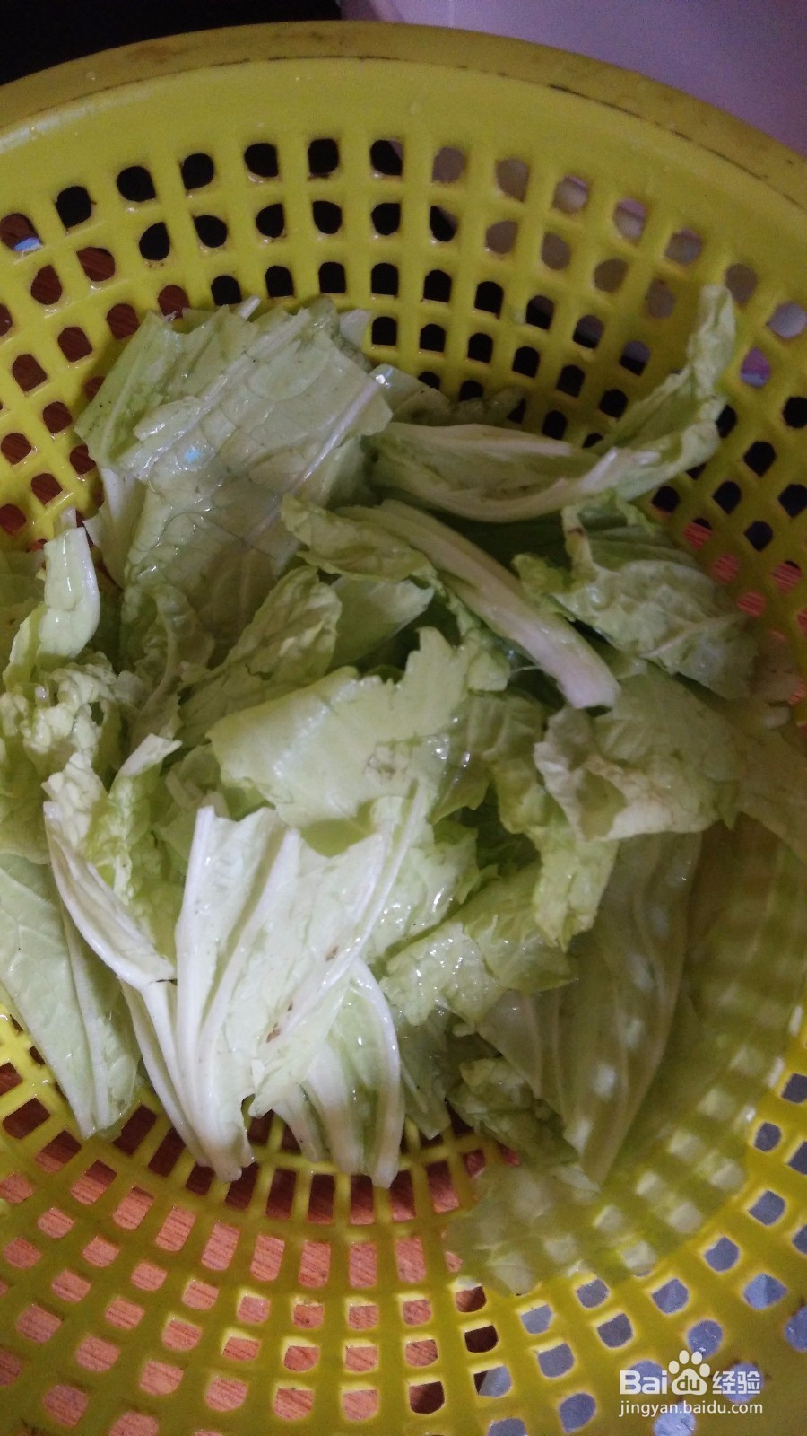 简单家常营养菜:白萝卜丝水煮鲫鱼