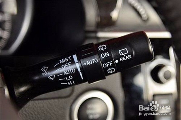 汽车喷不出玻璃水怎么办