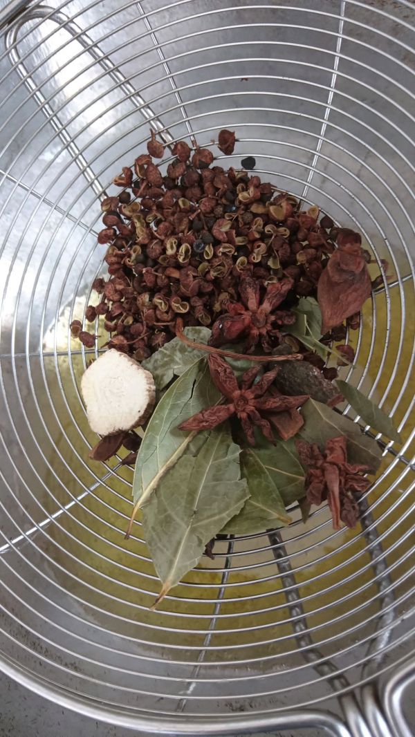 面条绝配腌油辣椒