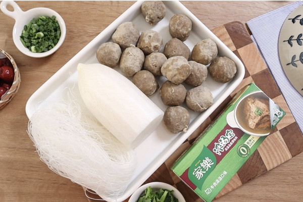 萝卜牛肉丸粉丝汤