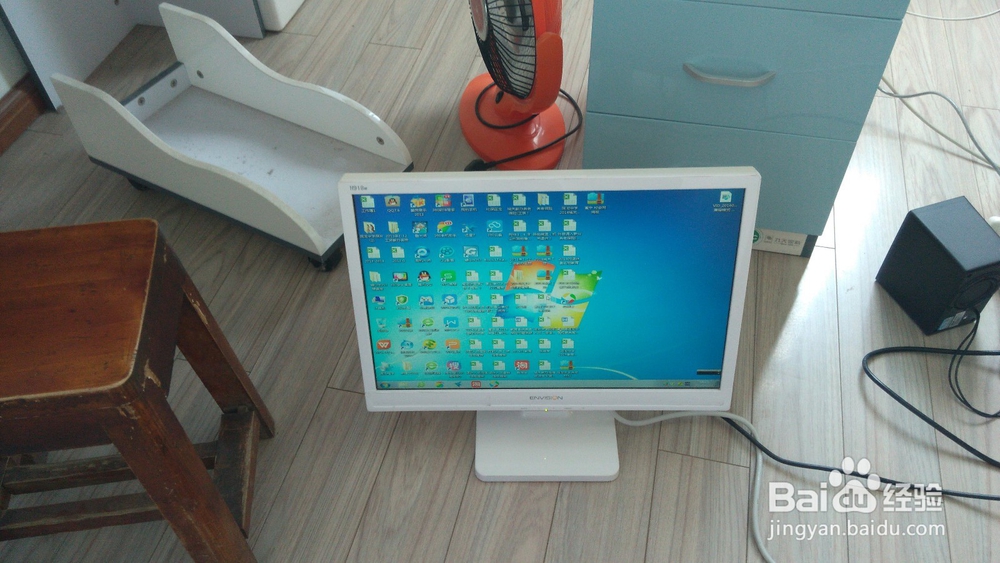 如何连接电脑的单个部件并开机