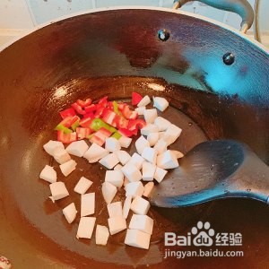 教你怎么做青蒜杏鲍菇炒卤牛肉