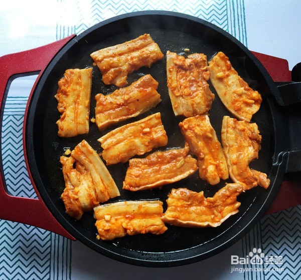 如何做美味的香煎五花肉