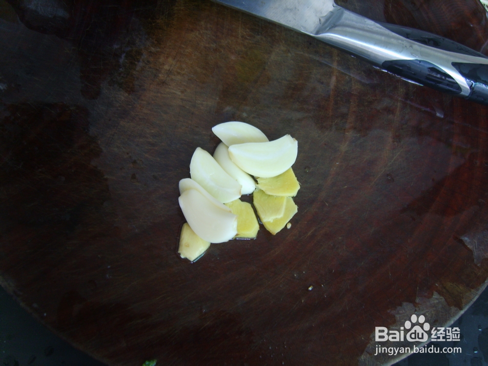 怎样做排骨焖苦瓜