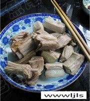 手抓羊羔排的做法