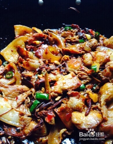 私房菜茶树菇爆炒五花肉