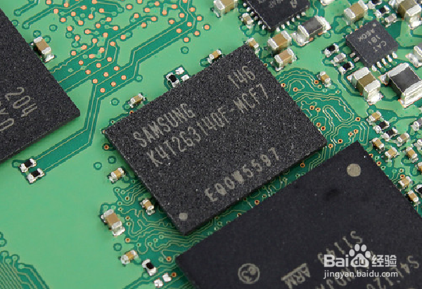 通过性能参数挑选固态硬盘