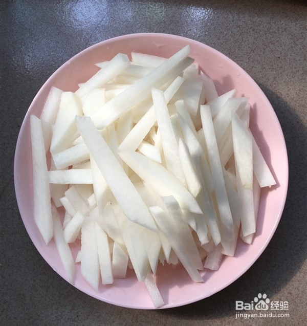 鲜香萝卜鱼头煲