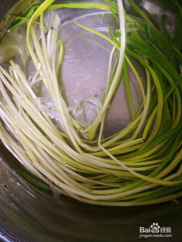 怎么做木耳炒蒜苗