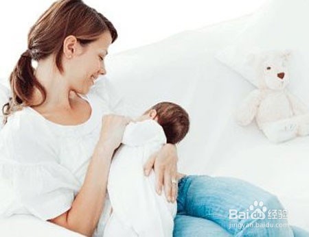 宝宝吃母乳的注意事项