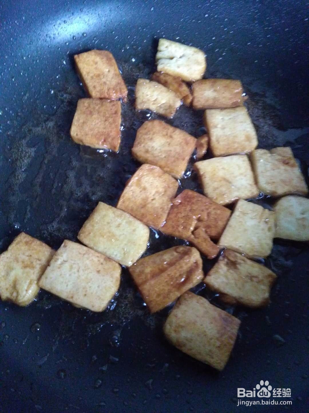 佐粥小菜小葱炒豆腐的做法