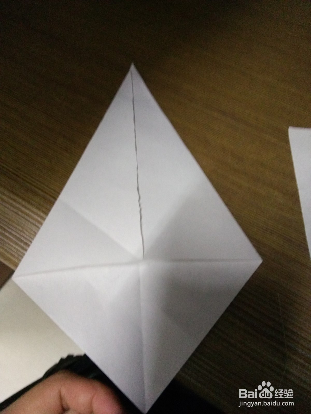 怎样折一只动人的千纸鹤