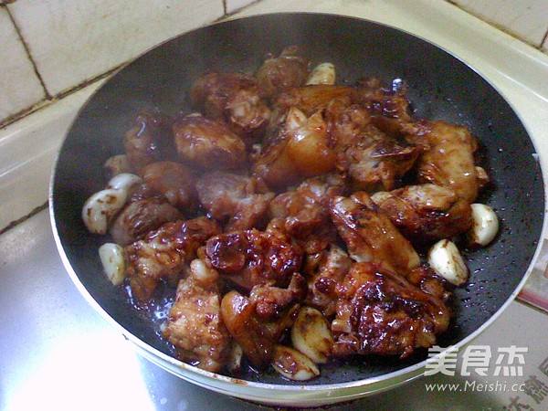 南乳花生焖猪蹄