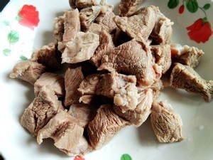 土豆炖牛肉 的做法