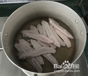 山药木耳鸭翅汤