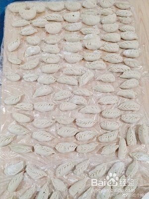 食补养生韭菜鸡蛋饺子