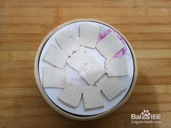 豆鼓排骨蒸豆腐的步骤