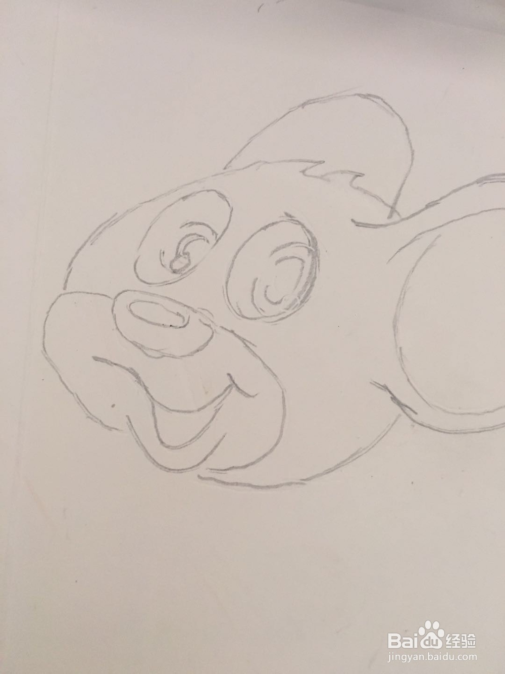 怎样画一个卡通小老鼠的彩铅画
