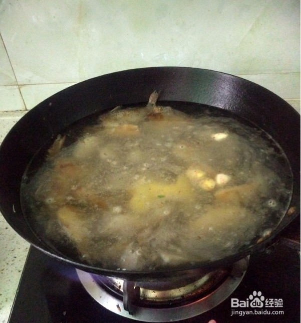 自制美味鲫鱼汤