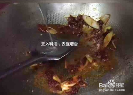 鸭血炖豆腐的做法